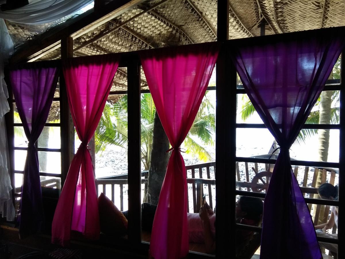 Belantara Beach Front Hotel Vengurla Luaran gambar